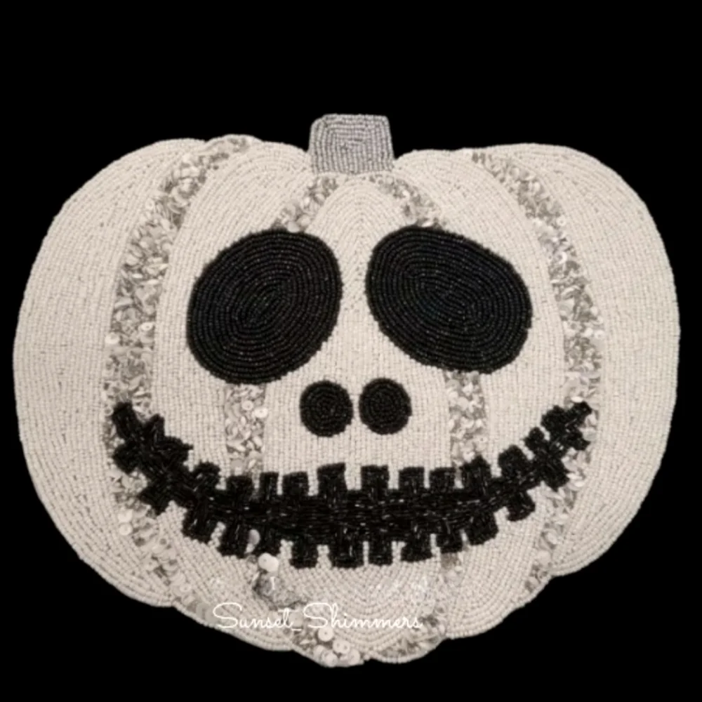 4pc Beaded White Pumpkin Halloween Placemats Chargers Jack Skellington Style NEW